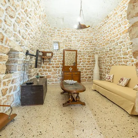 Sabina Villa