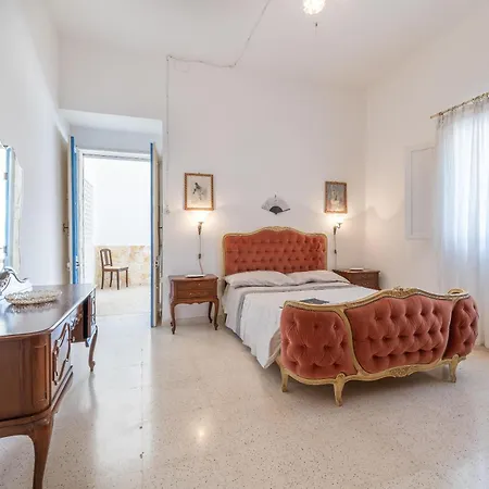 Sabina Villa
